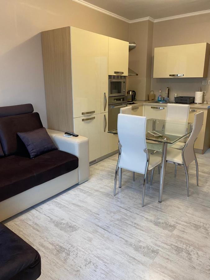 Iva Luxury Apartament Ruse Exterior photo